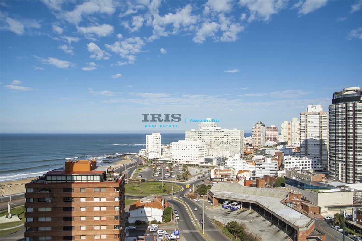 Imperiale piso alto de 2 dormitorios en Punta del Este