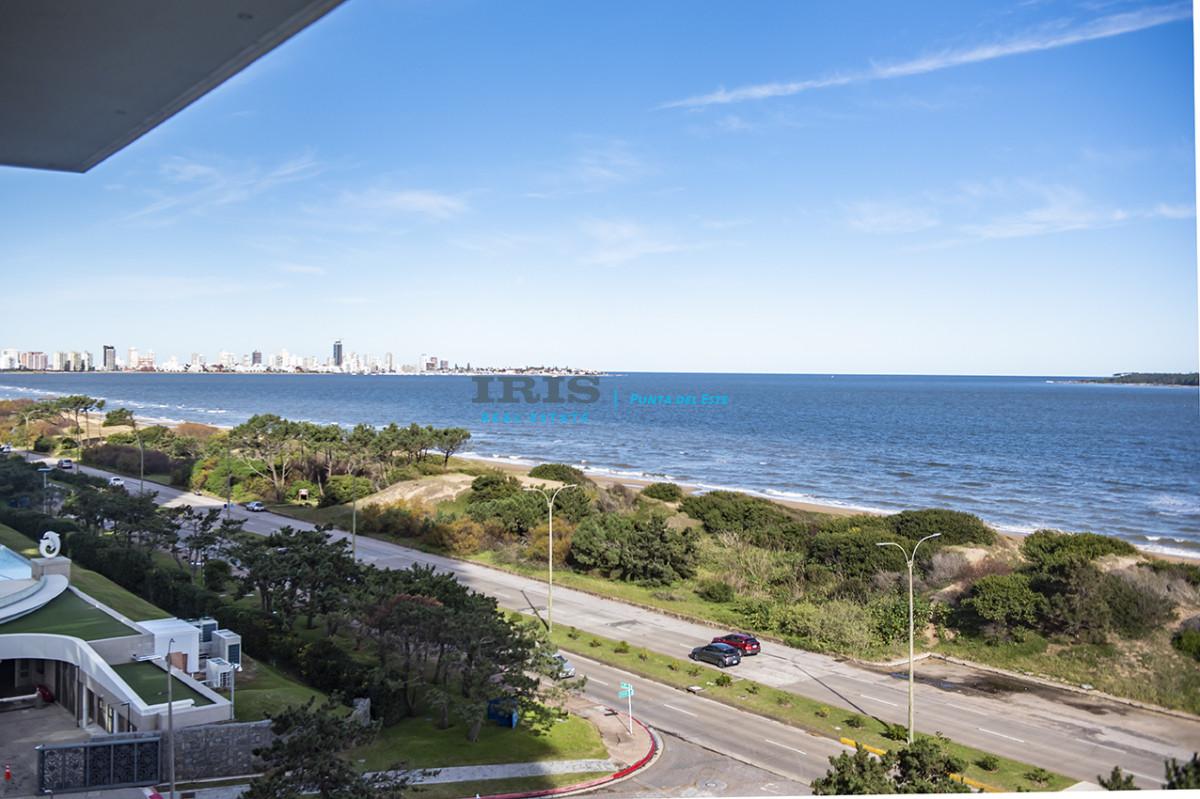 Gran oportunidad, departamento frente al mar con vista a la bahia en venta. Torre Venetian.
