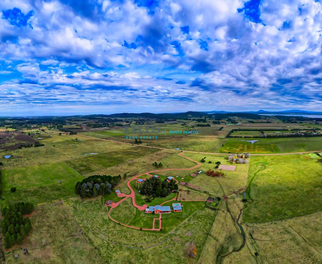 Hermosa chacra a minutos de Punta del Este