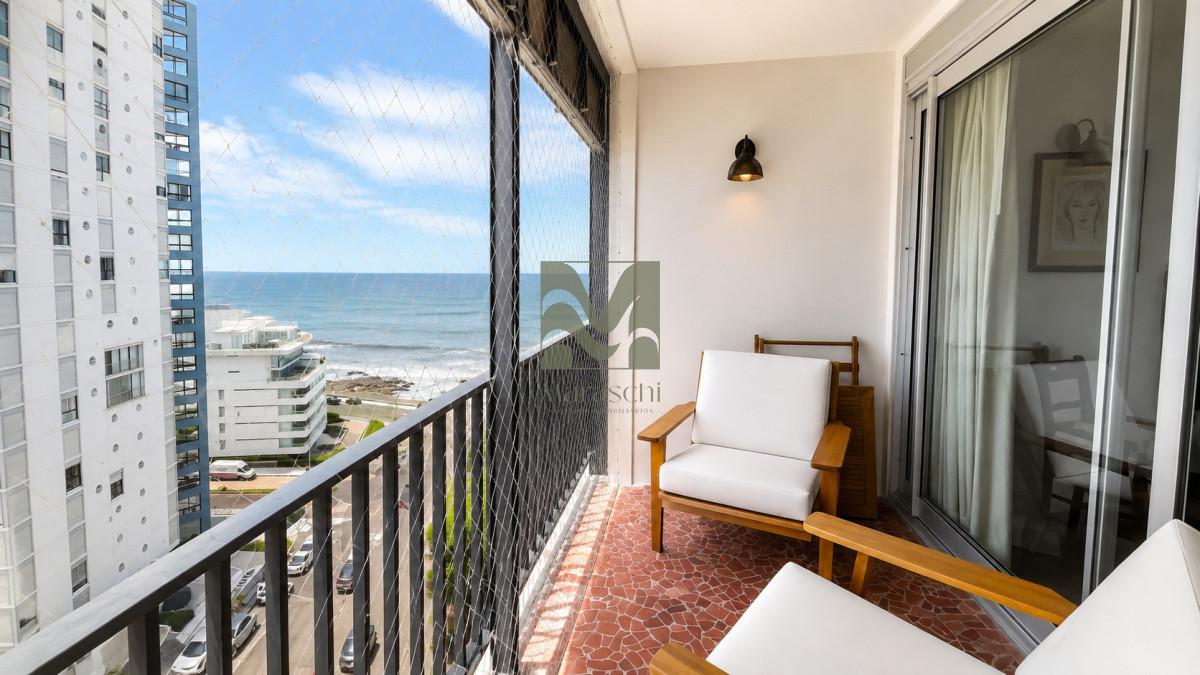 Apartamento en venta en Península | Vista al mar, terraza y garaje
