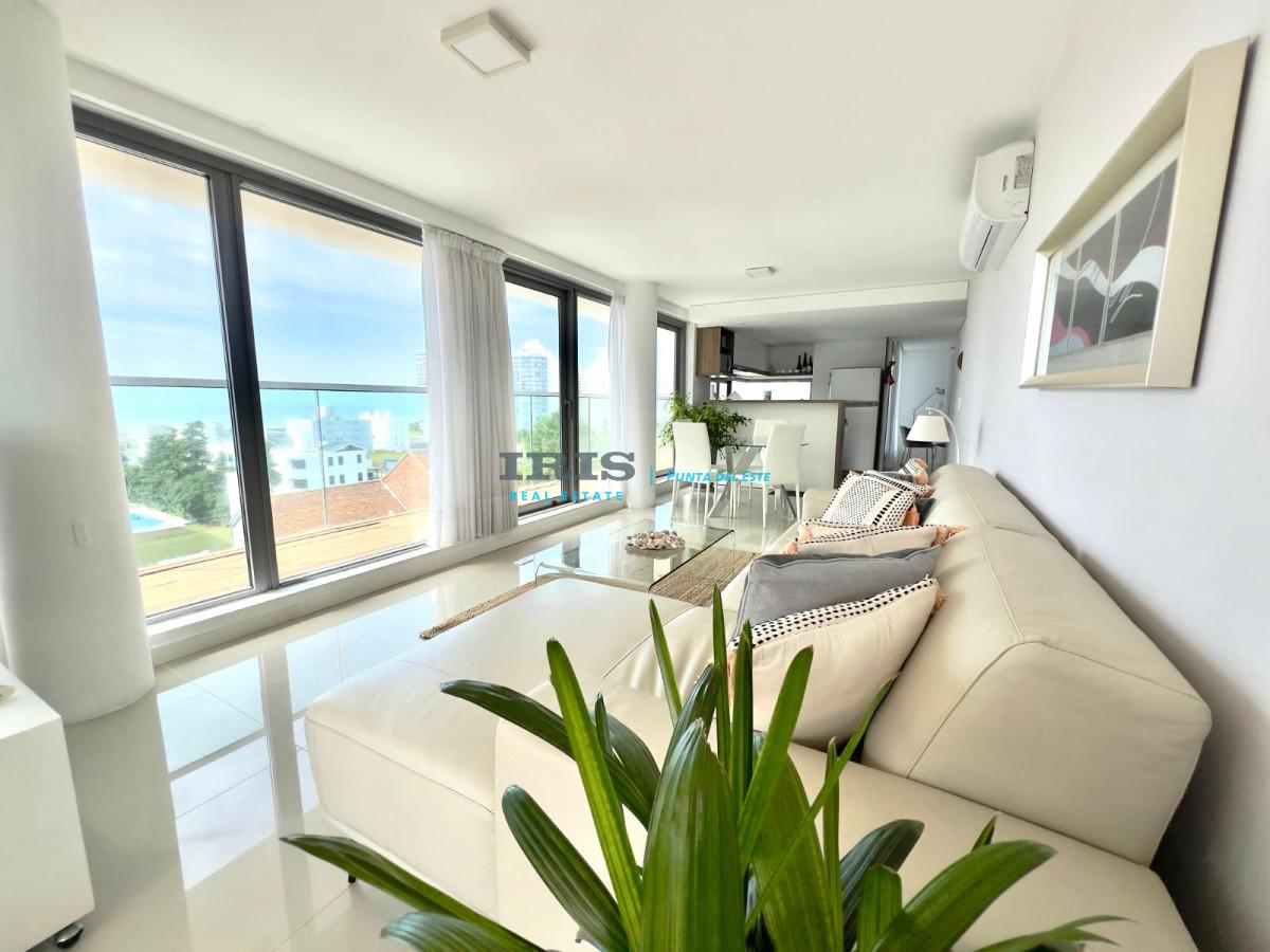 Departamento en venta en edificio Chronos de 2 dormitorios con vista al mar